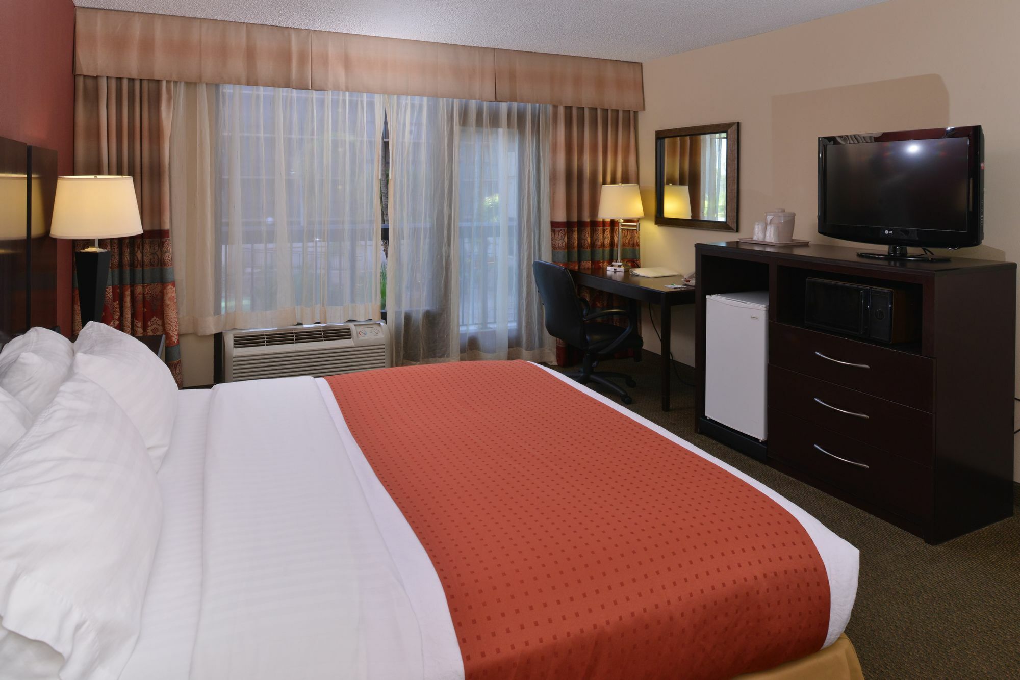 Holiday Inn Phoenix-Mesa Chandler By Ihg Exterior photo